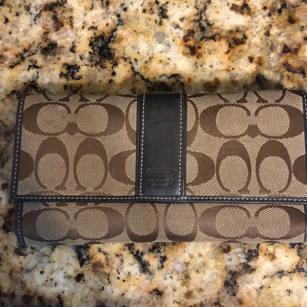Authentic Signature Coach Wallet